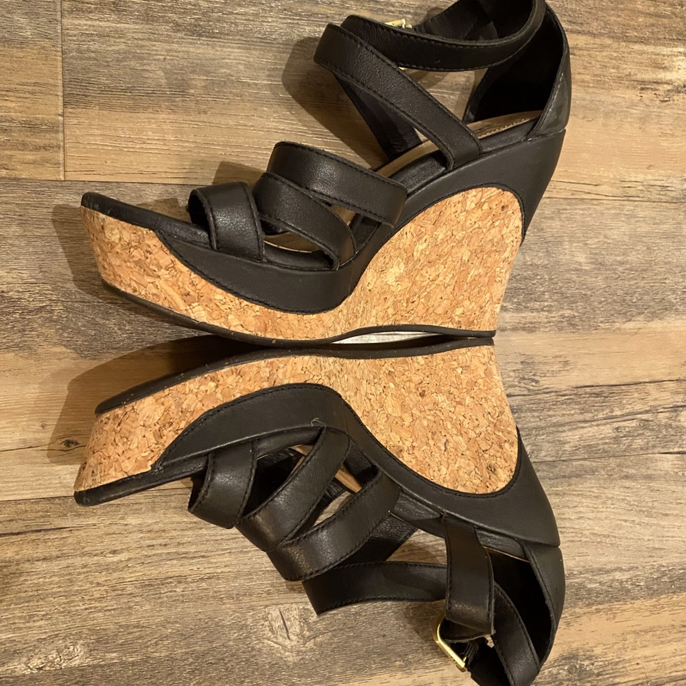 UGG platform heel sandals